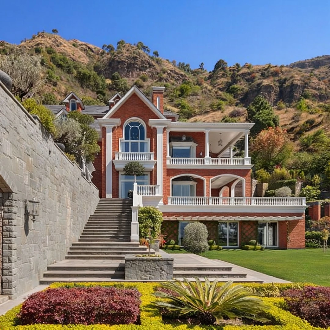 Contemporary Luxury Residence photo 1