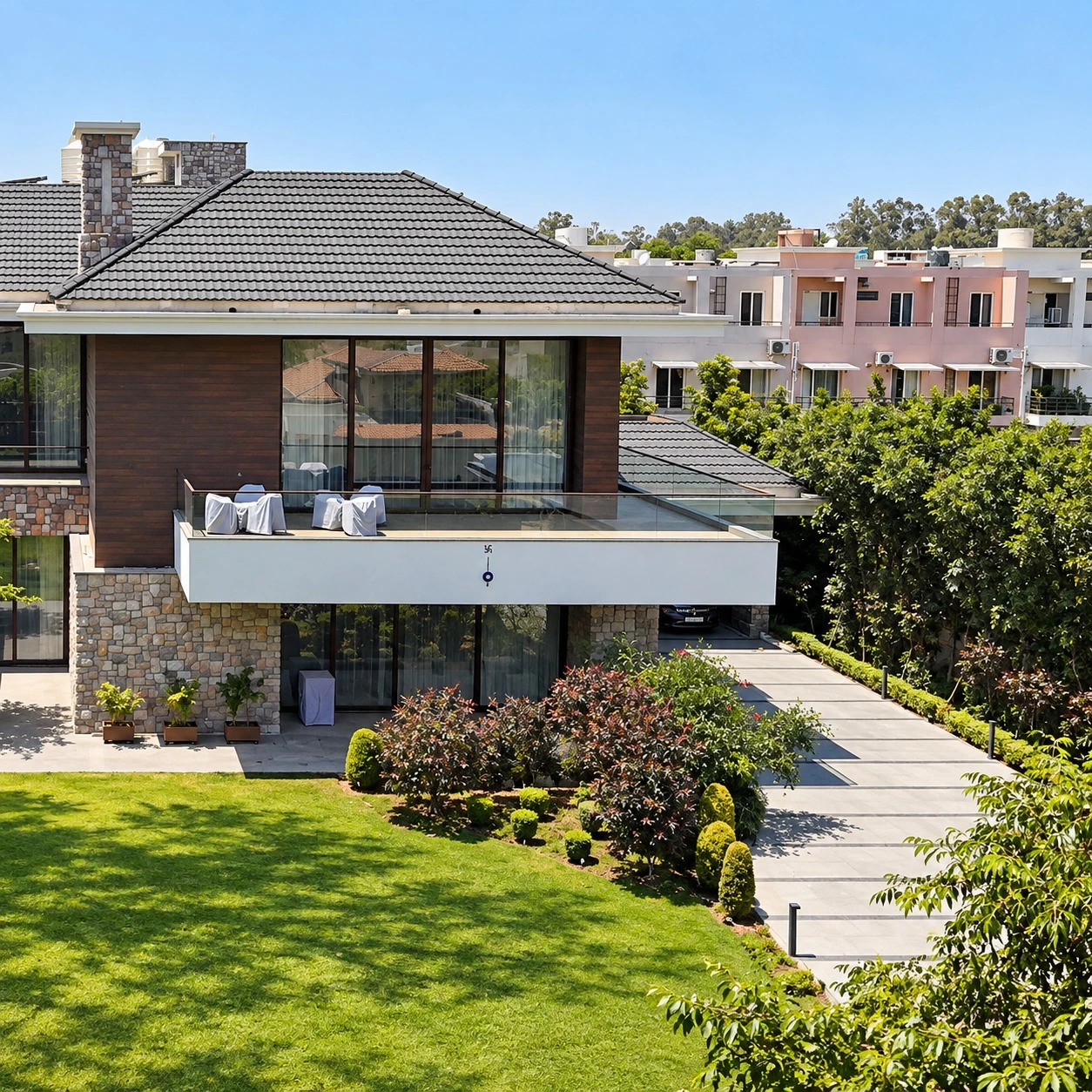 Modern Villa photo 2